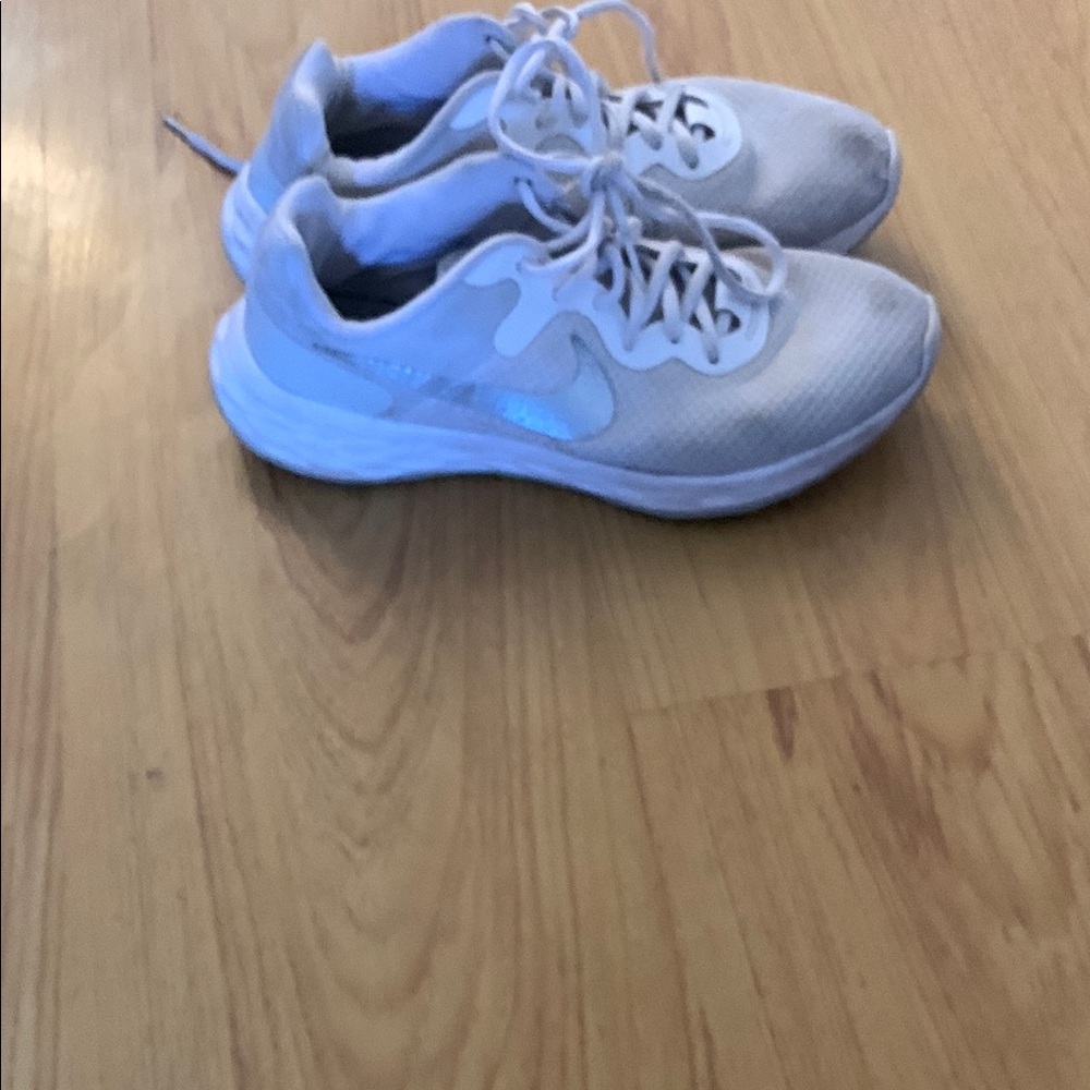 Nike Size 8 Off White Running Shoes